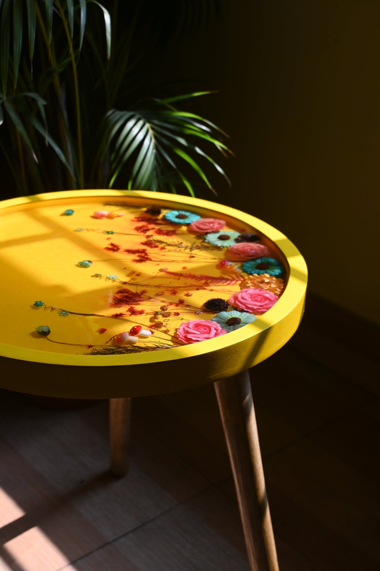 Whispering Petals - Handmade Epoxy Resin Table